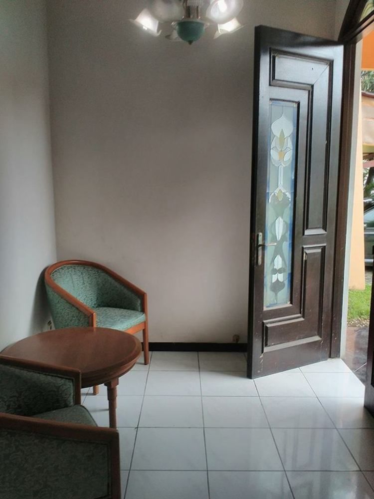 Istana Permata Juanda Hotel Sawotratap Ngoại thất bức ảnh