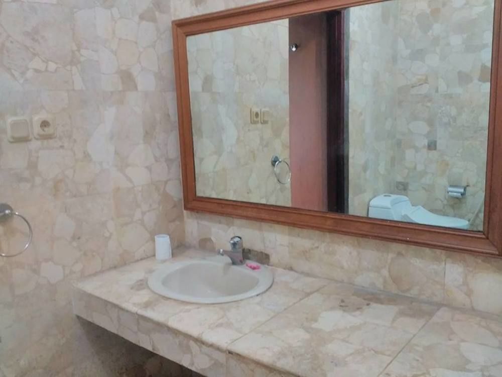 Istana Permata Juanda Hotel Sawotratap Ngoại thất bức ảnh
