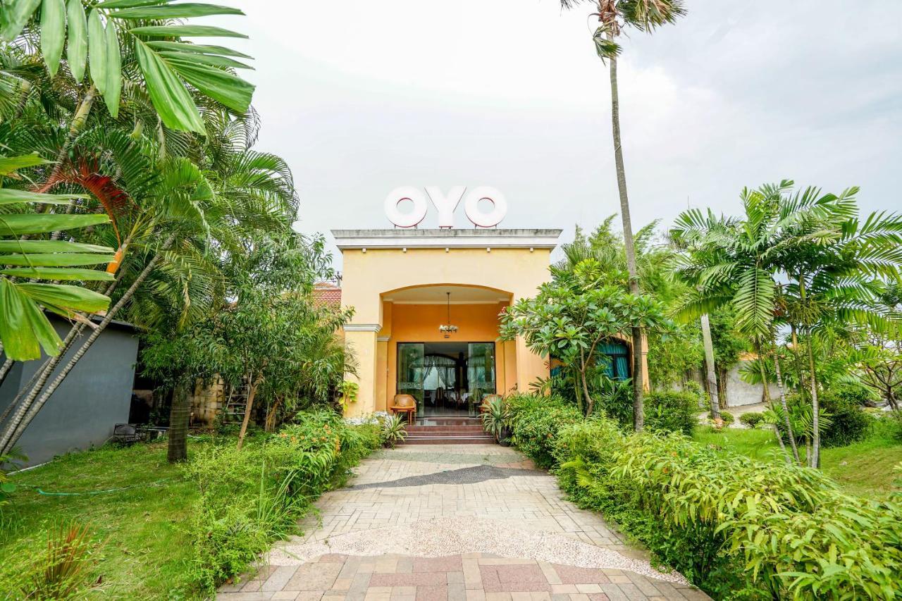 Istana Permata Juanda Hotel Sawotratap Ngoại thất bức ảnh