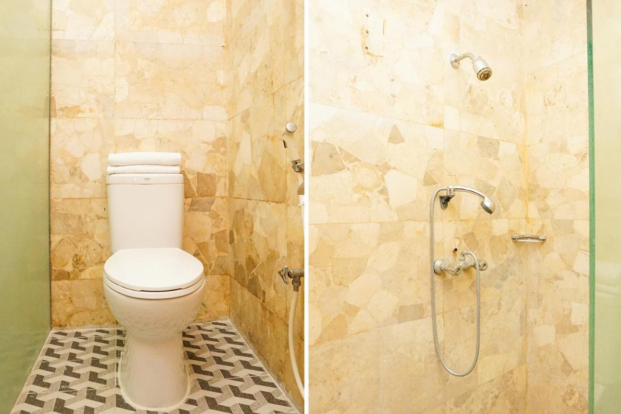 Istana Permata Juanda Hotel Sawotratap Ngoại thất bức ảnh