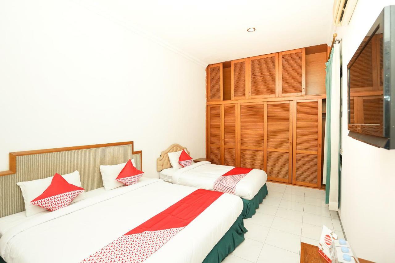 Istana Permata Juanda Hotel Sawotratap Ngoại thất bức ảnh