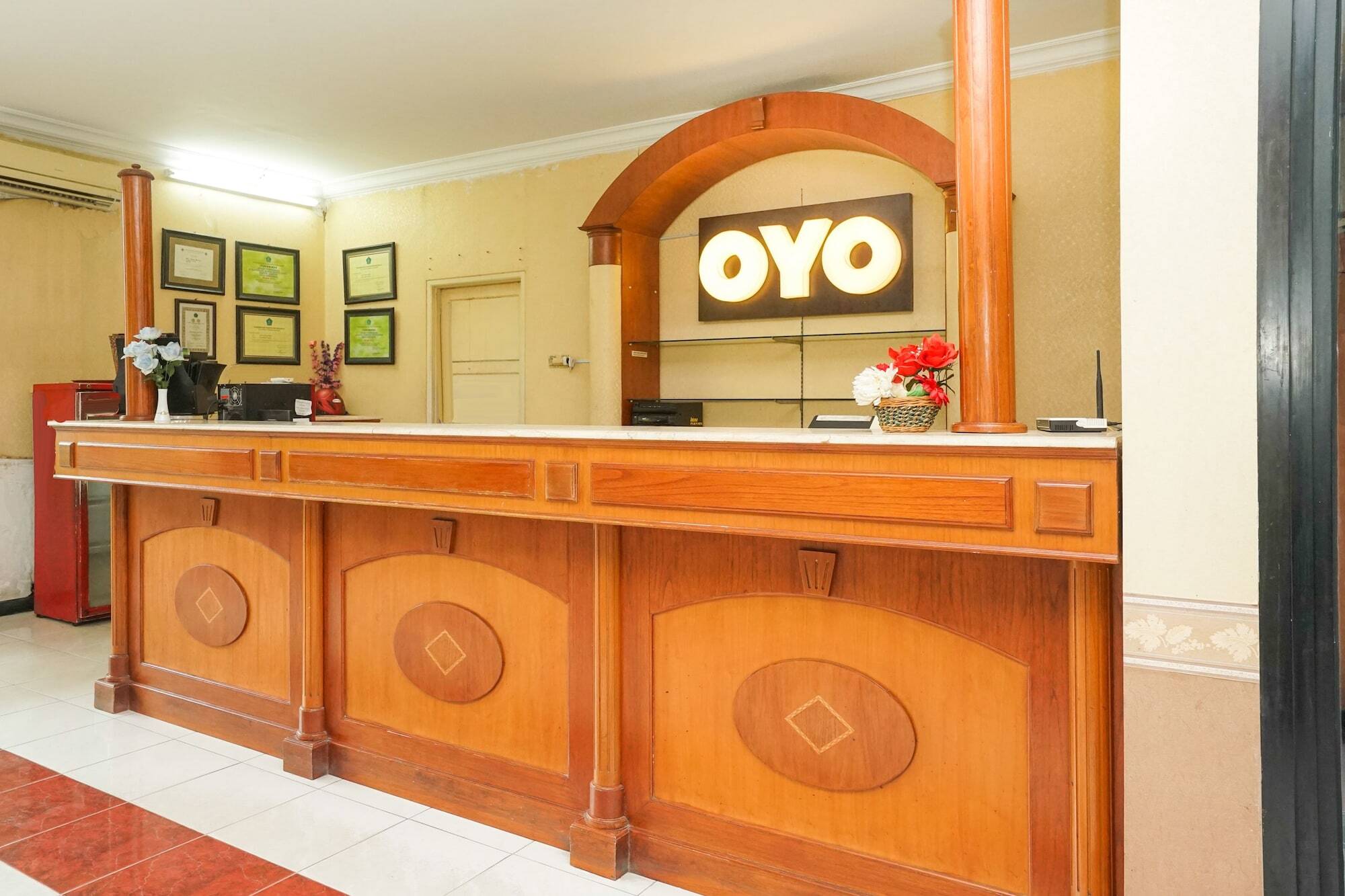 Istana Permata Juanda Hotel Sawotratap Ngoại thất bức ảnh